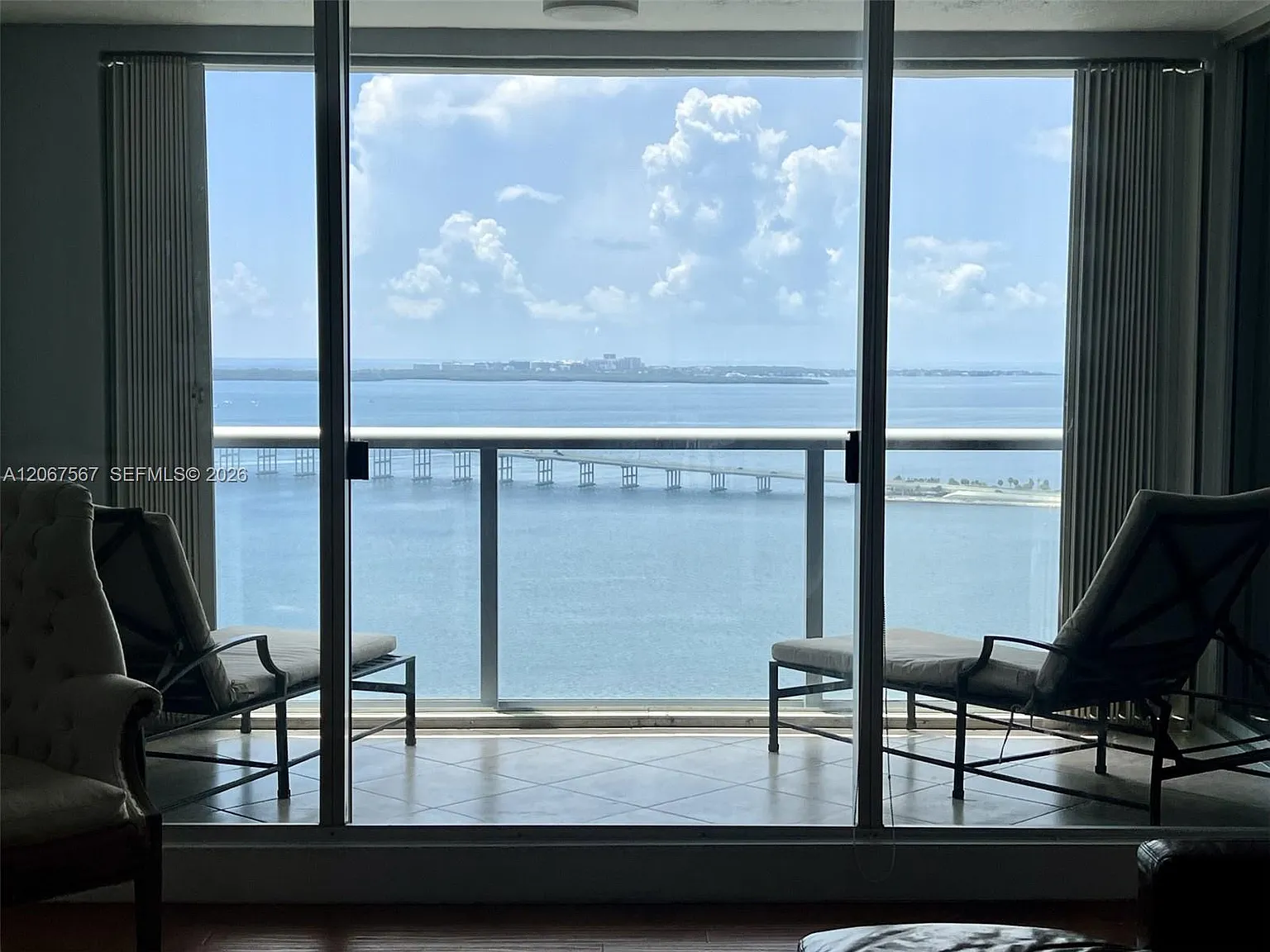 The Palace Condo — Photo 1