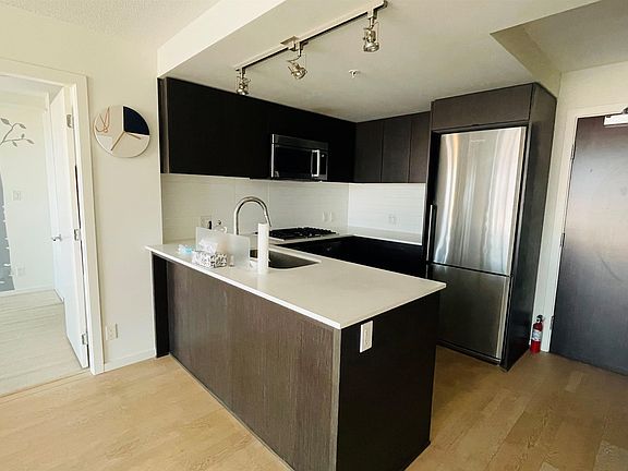 2nd image of 7788 Ackroyd Rd #1107