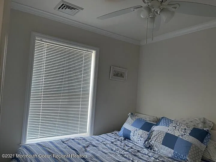 121 W Tide Way — Photo 20