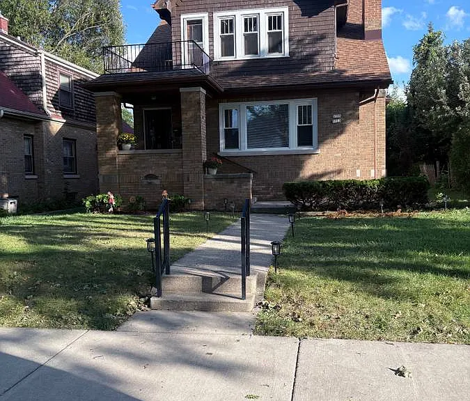 5735 W Philip Pl — Photo 6