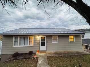 217 Burton Ave, Nutter Fort, WV 26301