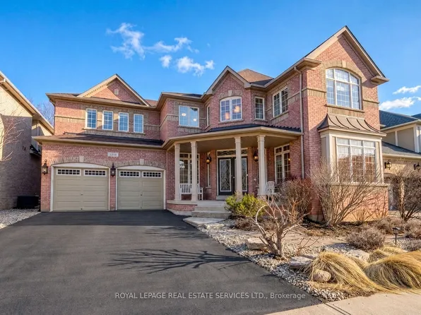 2219 Wuthering Heights Way, Oakville, ON L6M 0A3