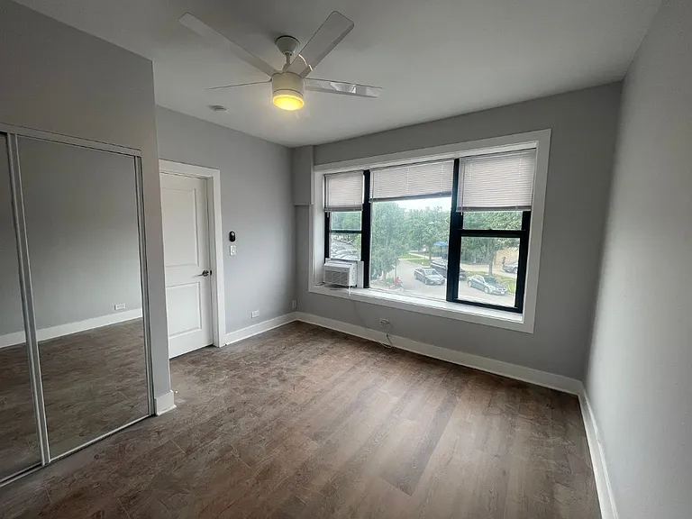 4393 N Elston Ave #4393-5 — Photo 7