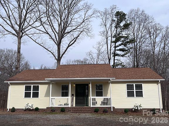 2nd image of 211 Honeycutt Rd