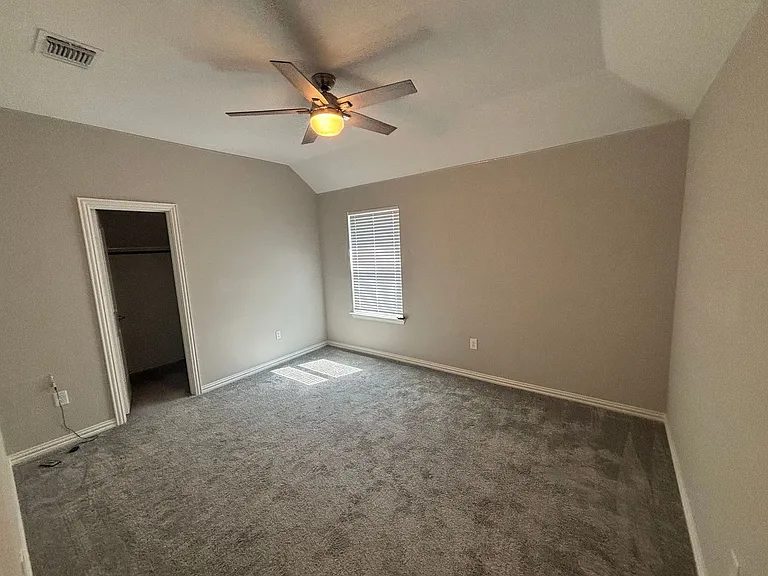 4509 Expedition Dr — Photo 13