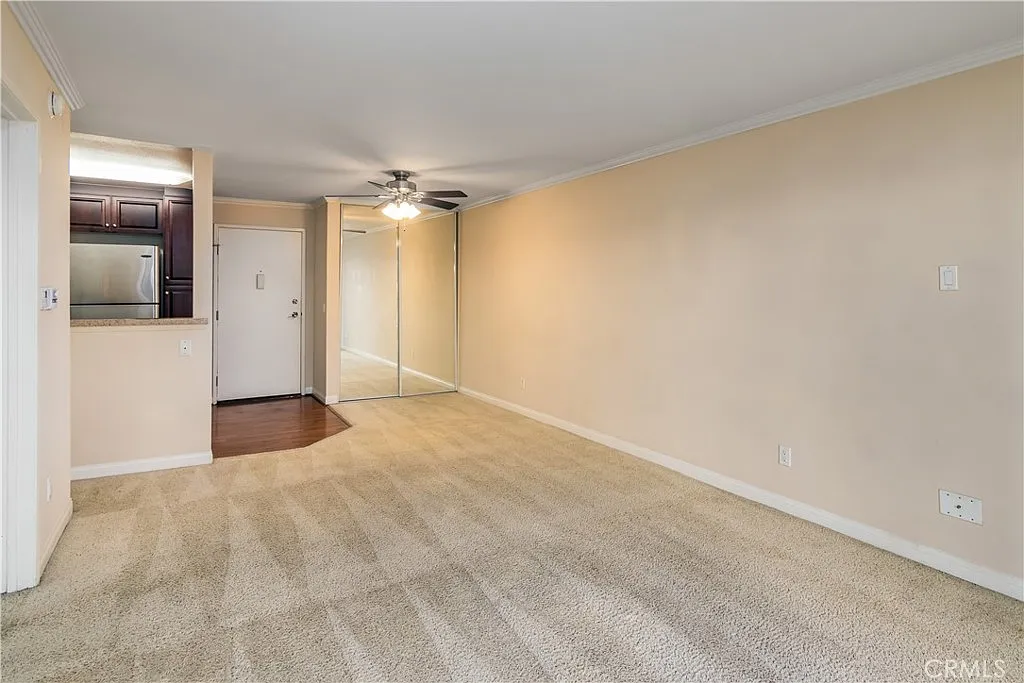 1 bed, 610 sqft, $1,995 — Photo 3