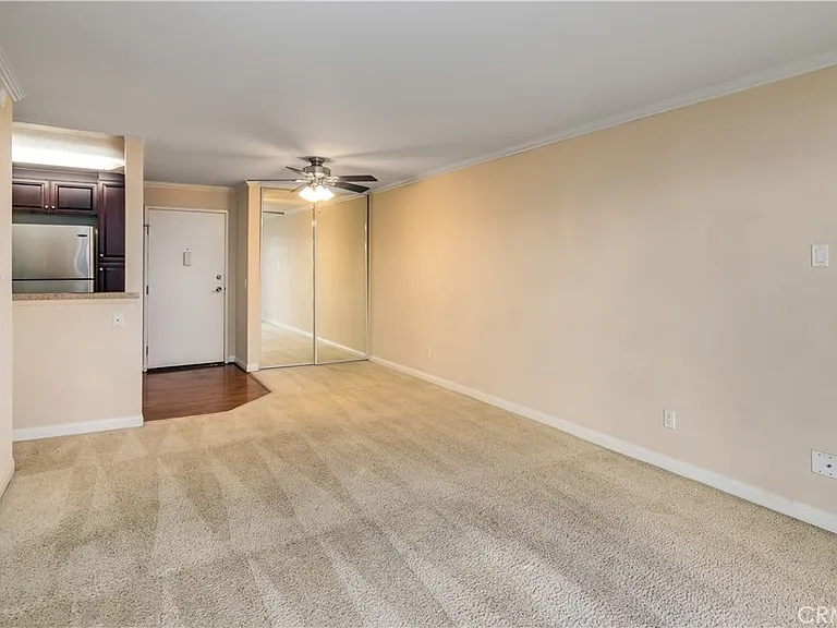 5500 Owensmouth Ave #216 — Photo 3