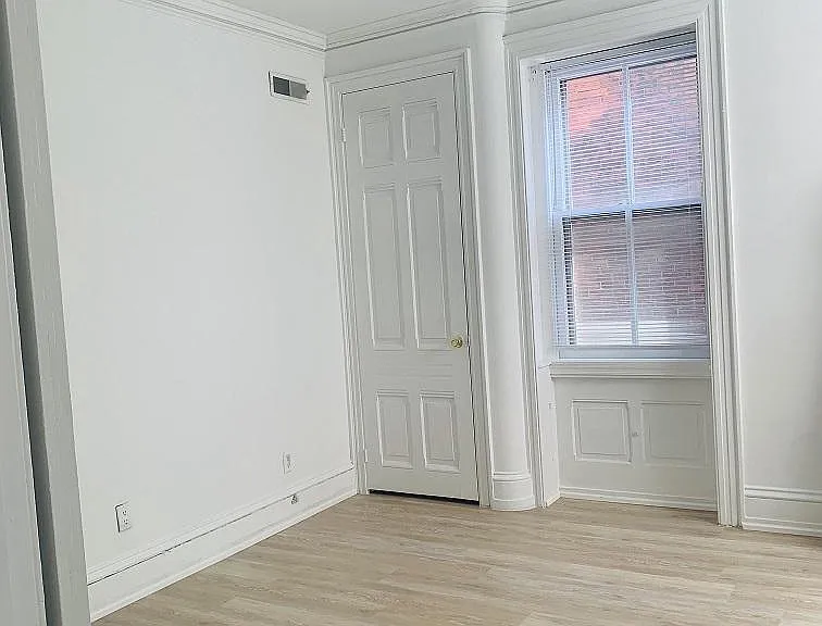 2024 Spring Garden St #3 — Photo 11