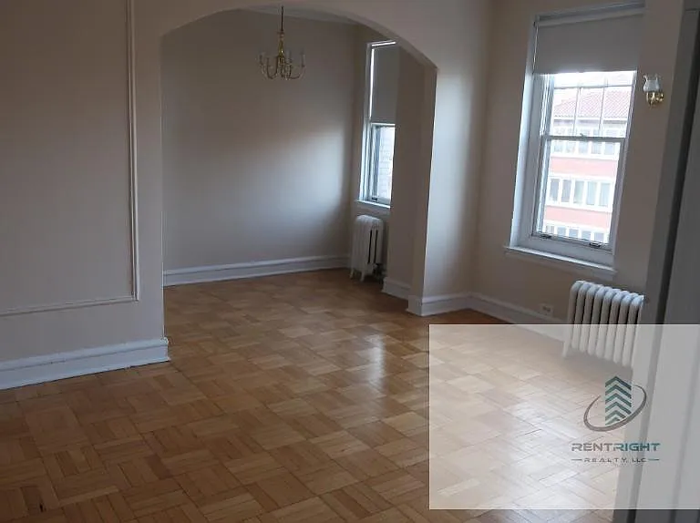 1209 W Sherwin Ave #1209-101 — Photo 8