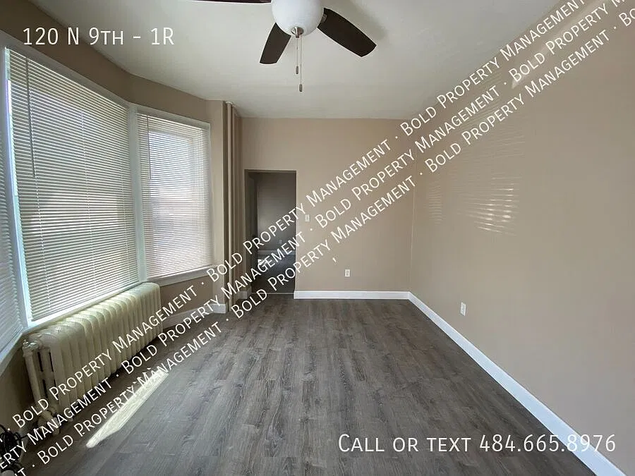 Like new 2 bedroom unit. — Photo 2