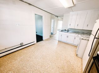 31 Washington St APT 5, Augusta, ME 04330