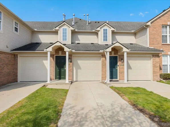 45761 Gable Dr, Macomb, MI 48044