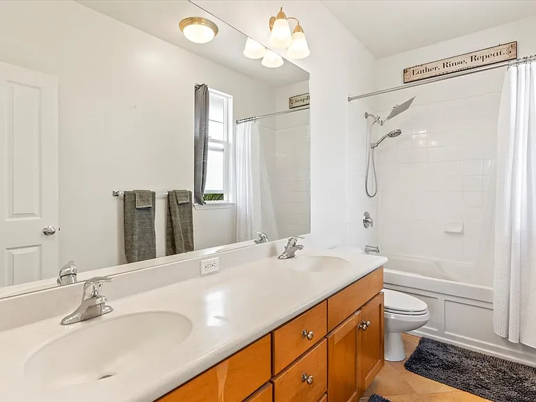 650 Komo Ohia St — Photo 22