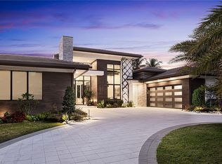 4139 Belair Ln, Naples, FL 34103