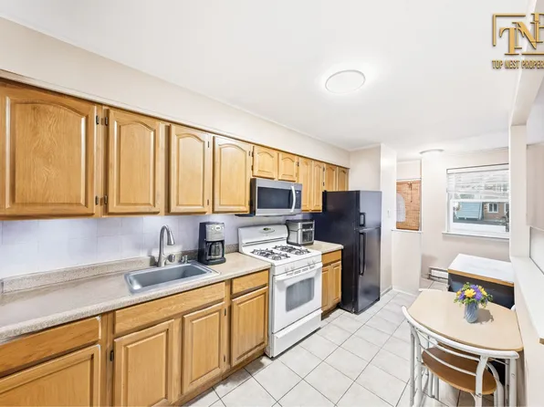 2756 Mill Avenue image 18 of 28