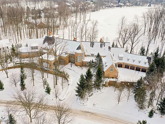 4th image of 545 Bristol Dr
