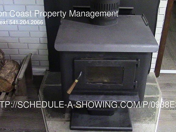 4th image of 120 Wallace St