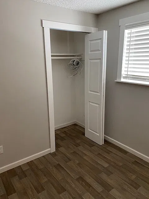 3 bed, 1012 sqft, $1,800 — Photo 2