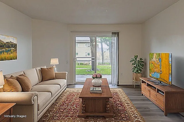 Madera Court Apartments