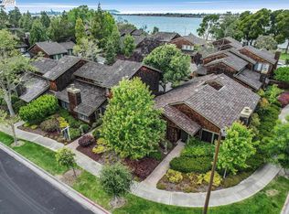 215 Harbor Rd, Alameda, CA 94502