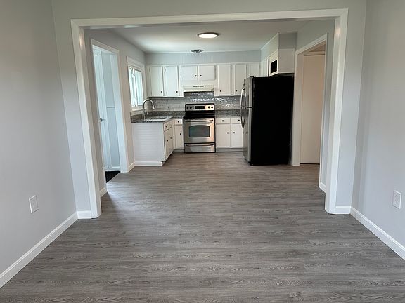 5th image of 52 Arcadia Rd #B