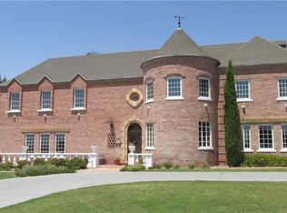 939 Rim Rd, El Paso, TX 79902