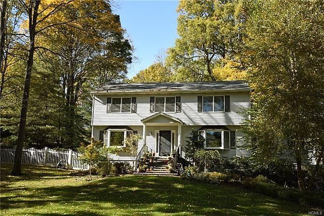 Front view of the center hall colonial