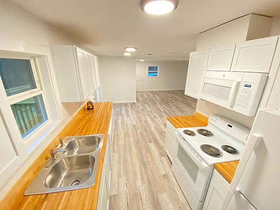 4th image of 6445 Julia Dr