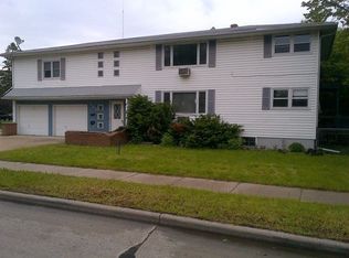 125 12th Ave, Green Bay, WI 54303