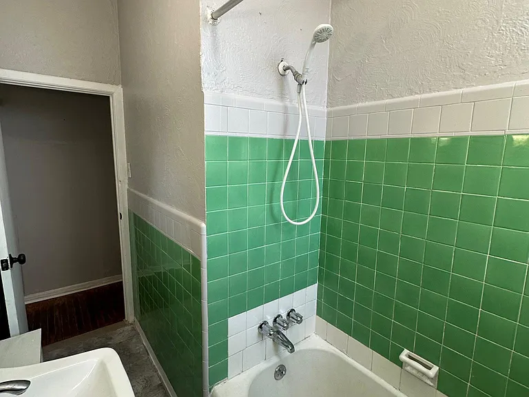 1148 Jackson St #2 — Photo 7