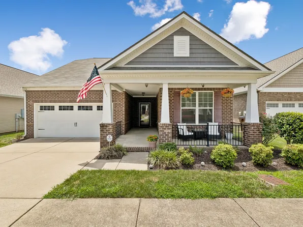 2161 River Overlook Dr, Hermitage, TN 37076