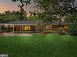 6101 Neilwood Dr, Rockville, MD 20852