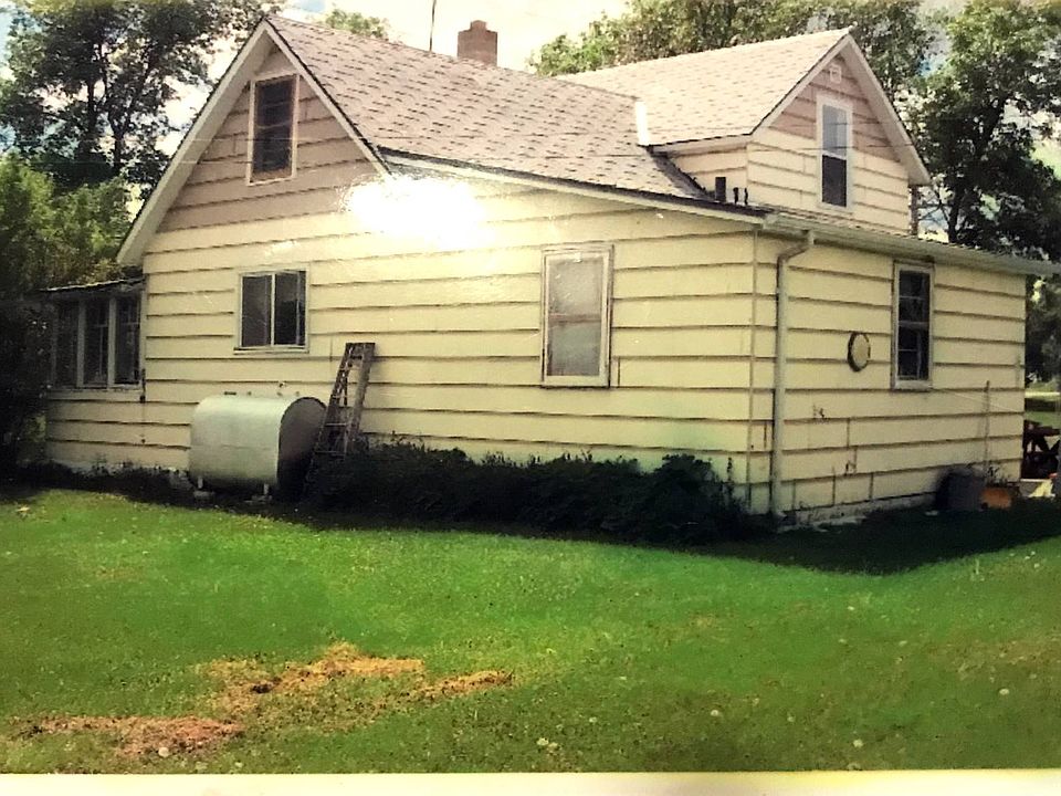 1st image of 1369 County Road 6 NW