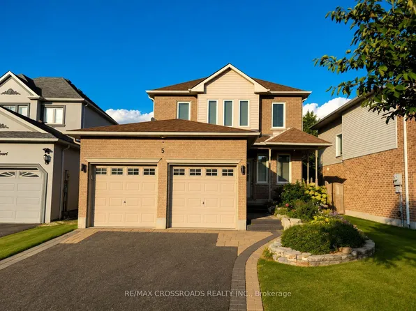 5 Robert Correll Ct, Whitby, ON L1R 2N7