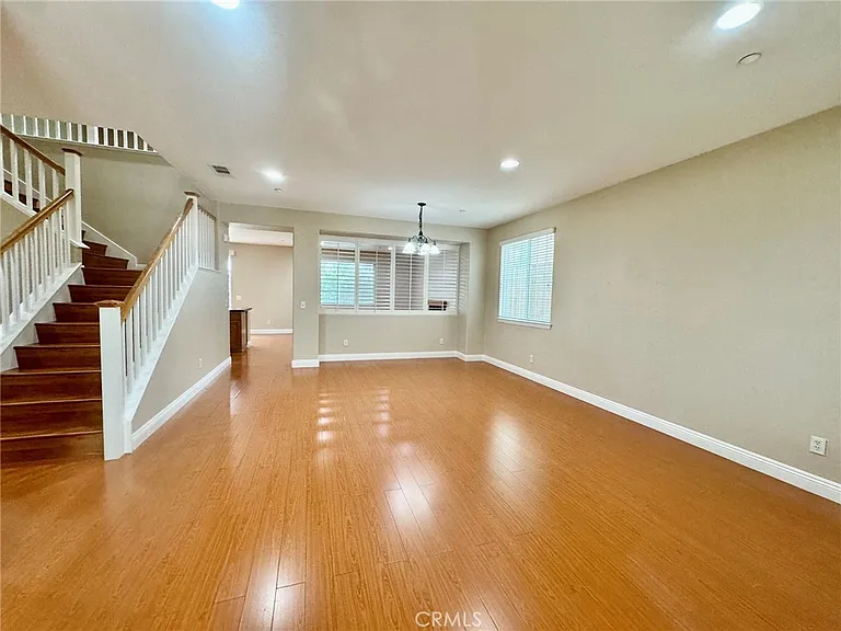6076 Brookside Way — Photo 3