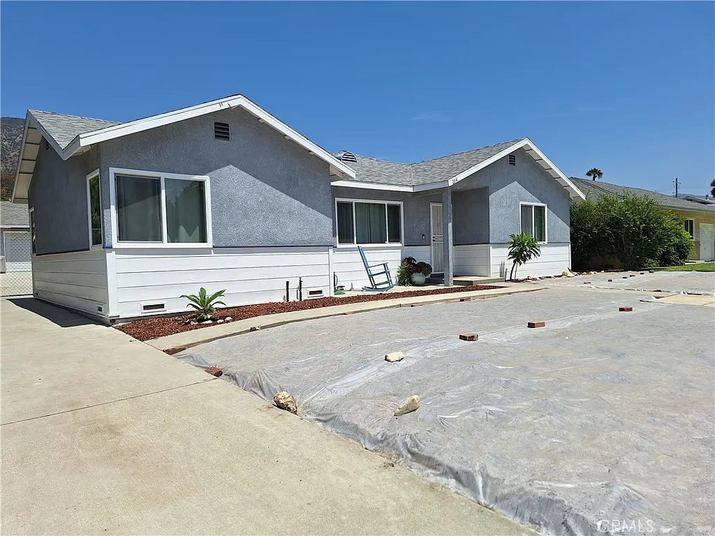3 bed, 1573 sqft, $4,000 — Photo 2