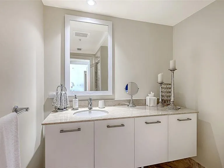 1350 Main St #1007 — Photo 24