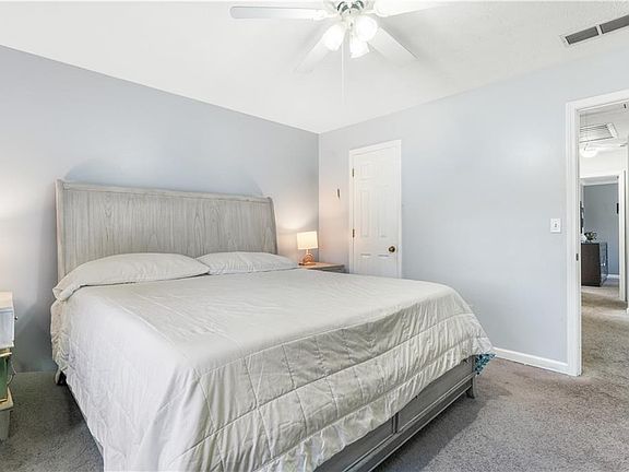 5th image of 4880 Racquet Ct