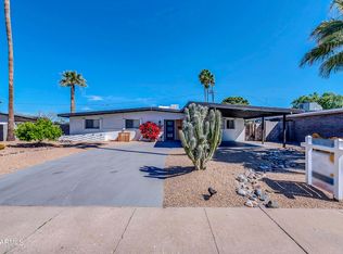 3702 E Laurel Ln, Phoenix, AZ 85028