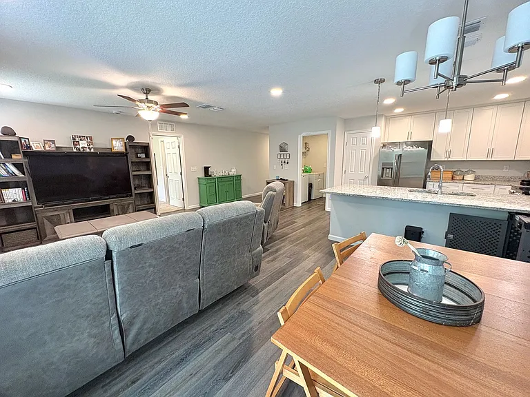 14454 Benton St — Photo 8