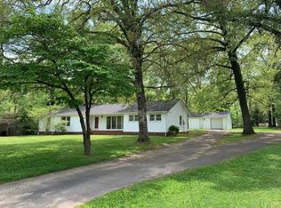 112 Oak Park Dr, Tullahoma, TN 37388