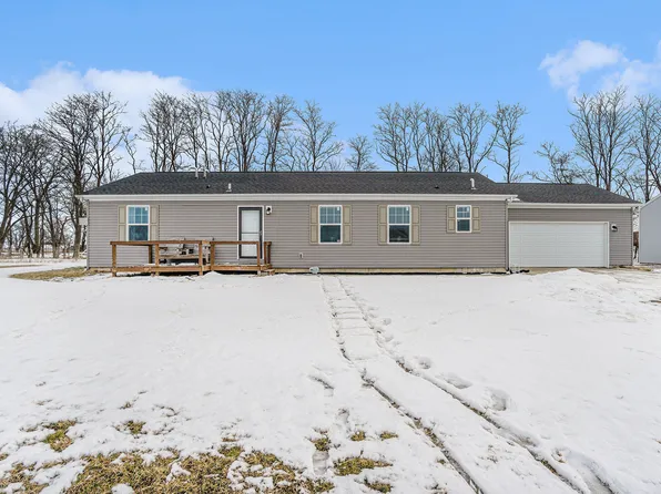 116 Mackenzie St, White Pigeon, MI 49099