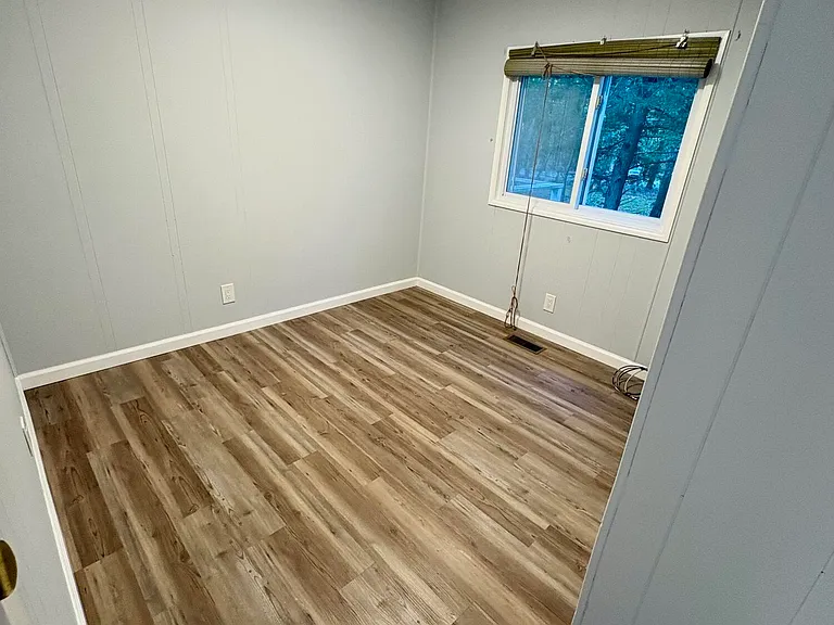 108 Spruce Dr — Photo 13