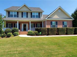 2413 Manor Way, Loganville, GA 30052