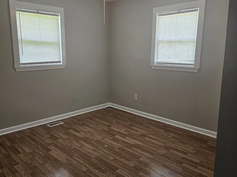 122 S Randall Cir — Photo 7