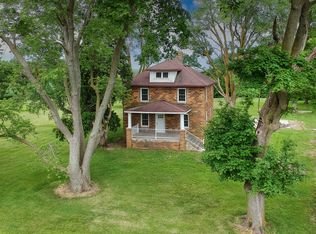 2792 N 1100 East Rd, Heyworth, IL 61745