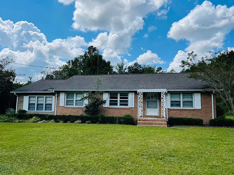 3745 W Highway 501 — Photo 3