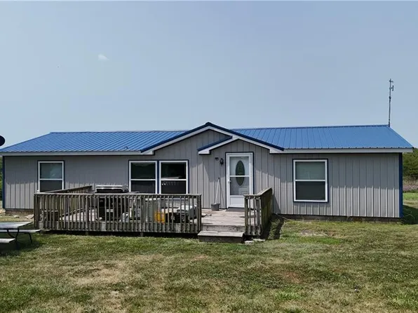 7951 NE State Route D, Pattonsburg, MO 64670