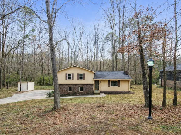 25 Hyde Cir, Newnan, GA 30263