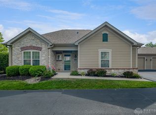 2437 Locust Hill Blvd, Dayton, OH 45431